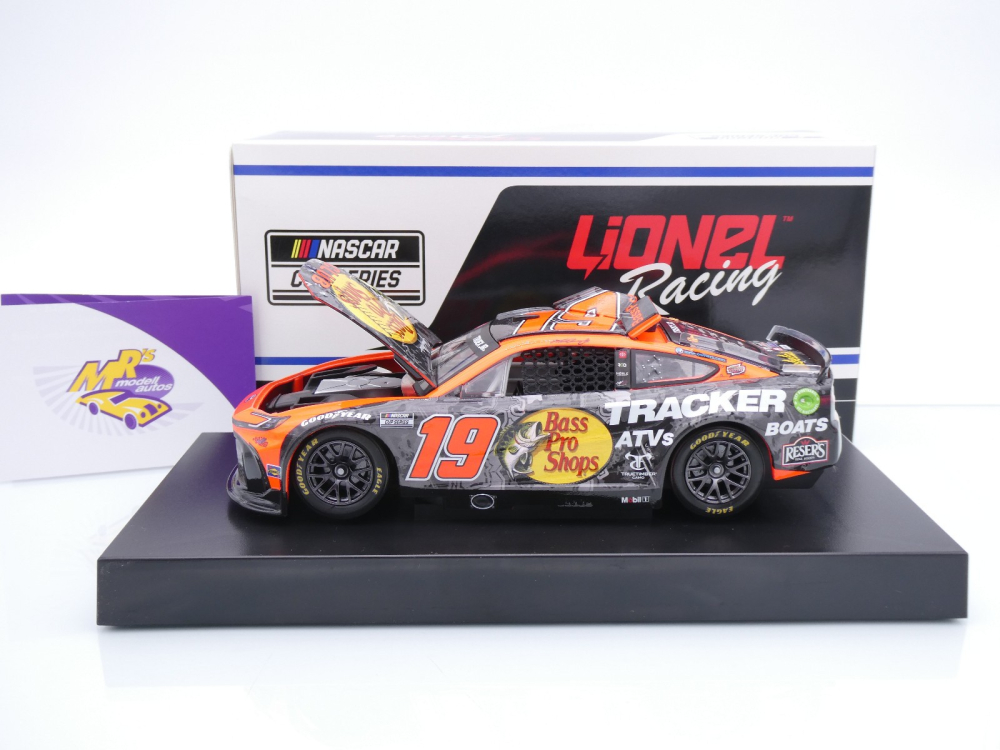 Shop by Driver - Martin Truex Jr. category icon/image