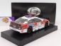 Preview: Lionel Racing ELITE C181922SNKB # Toyota NASCAR Serie 2019 " Kyle Busch - Snickers Darlington Throwback " 1:24