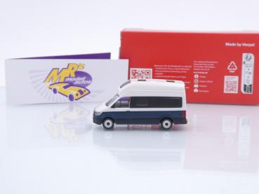 Preview: Herpa 096294-002 # Volkswagen VW Crafter Grand California " weiß-blau " 1:87