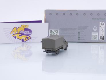 Preview: Herpa 700832 # Volkswagen VW T4 Pritsche " Heereslogistikzentrum Wels " 1:87