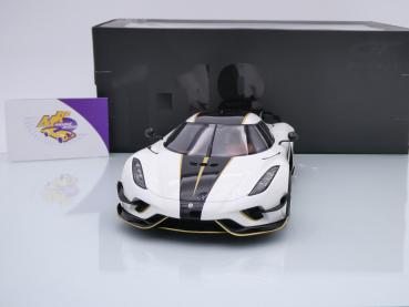 Preview: GT Spirit GT913 # Koenigsegg Regera Record Baujahr 2023 " weißmetallic-schwarz " 1:18