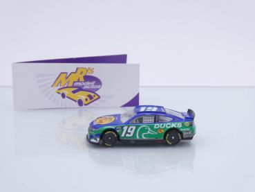 Preview: Lionel Racing Advent 06 # Toyota Camry NASCAR 2023 " Martin Truex Jr. - Bass Pro Shops / Ducks Unlimited " 1:64