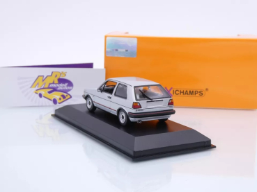 Preview: Maxichamps 940054126 # VW Golf 2 GTi Baujahr 1985 " silbermetallic " 1:43