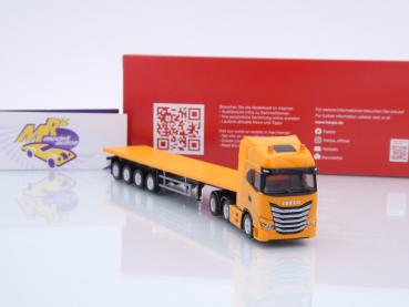 Preview: Herpa 318259 # Iveco S-Way 6x2 Flachbett-Sattelzug " kommunalorange " 1:87