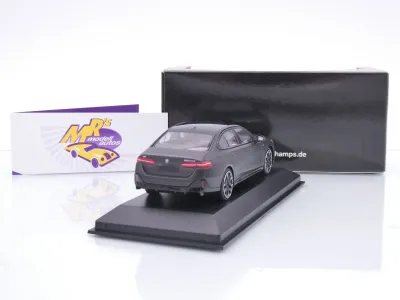 Preview: Minichamps 410024101 # BMW i5 G60 Limousine Baujahr 2024 " mattgraumetallic " 1:43
