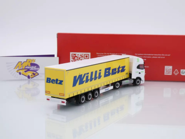 Preview: Herpa 317931 # Iveco S-Way LNG Gardinenplanen-Sattelzug " Willi Betz " 1:87