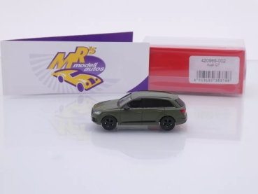 Preview: Herpa 420969-002 # Audi Q7 SUV " mattolivegrün / Bundeswehr " 1:87