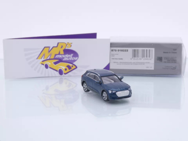 Preview: Minichamps 870018222 # Audi E-Tron SUV Baujahr 2020 " dunkelblaumetallic " 1:87