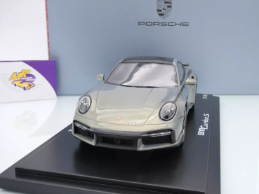 Preview: Spark WAP0219100RTSS # Porsche 911 (992) Turbo S Sunderwunsch Baujahr 2022 " chrommetallic (Urban Bamboo Chromflair) " 1:18