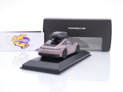 Preview: Minichamps WAP0201660S0DB # Porsche 911 Carrera 4 GTS Baujahr 2024 " Frozenberry " 1:43
