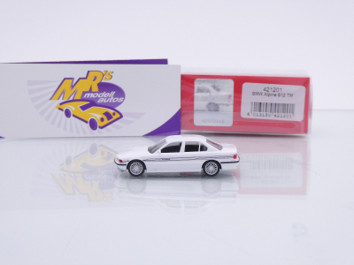 Preview: Herpa 431201 # BMW Alpina B12 5.7 (E38) Limousine " weiß-gold " 1:87