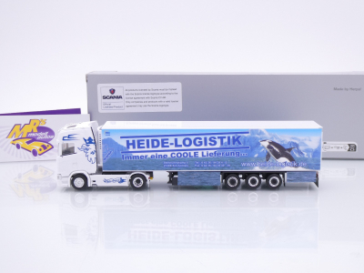 Preview: Herpa 959780 # Scania CS20 HD Kühlkoffer-SZ " Sommerfest 2025 Heide Logis " 1:87