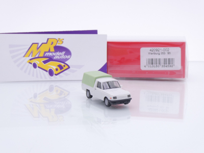 Preview: Herpa 420921-002 # Wartburg 353 Trans '85 mit Plane " grau-grün " 1:87