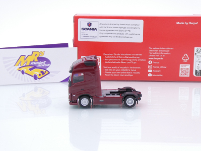 Preview: Herpa 313353-004 # Volvo FH16 GL XL 2-achs Zugmaschine " Weinrot " 1:87
