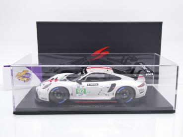 Preview: Spark 18S819 # Porsche 911 RSR-19 #92 4th 24h Le Mans 2022 " Porsche GT " 1:18