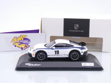 Preview: Spark WAP0200040PDKK # Porsche 911 (992) Dakar #19 Baujahr 2023 " weiß-blau " 1:43