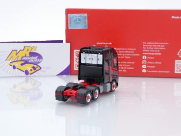 Preview: Herpa 318624 # Volvo FH GL 16 6x4 XL 3-achs 2020 Zugmaschine mit Schwerlastturm " schwarz " 1:87