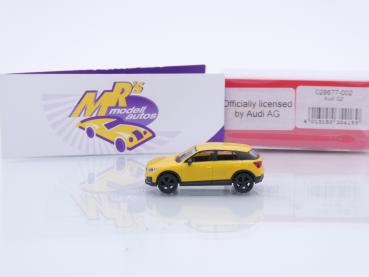 Preview: Herpa 028677-002 # Audi Q2 Baujahr 2016 in " vegasgelb " 1:87
