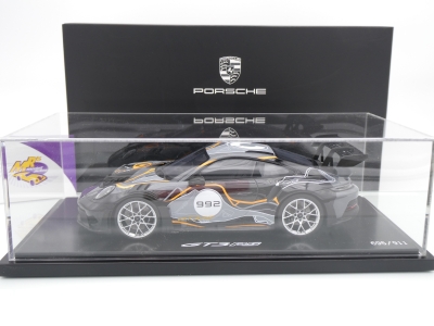 Preview: Spark WAP0212830SGT3 # Porsche 911 (992) GT3 RS #992 Baujahr 2023 " Weissach Test track Version " 1:18