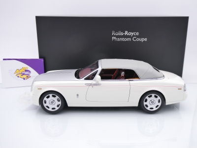 Preview: Kyosho 08871EW2 # Rolls-Royce Phantom Drophead Cabrio Baujahr 2007 " cremeweiß-mattsilber (English White / Silver ) " 1:18