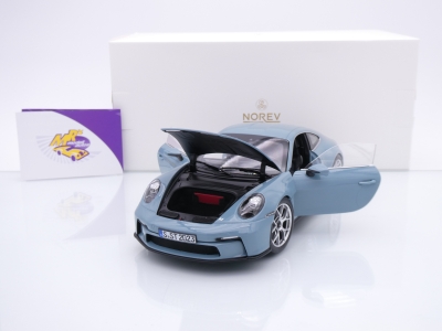 Preview: Norev 187470 # Porsche 911 (992) S/T Coupe Baujahr 2023 " Meissenblau " 1:18