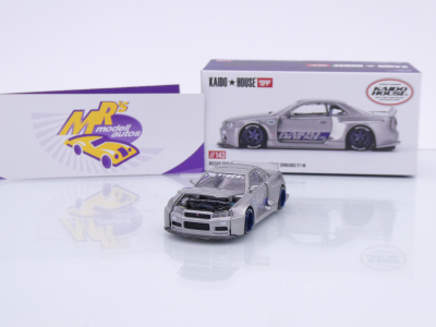 Preview: TSM MINI GT KHMG143 # Nissan Skyline GT-R (R34) " Kaido House - Kaido Works Shinjuku V1 " 1:64