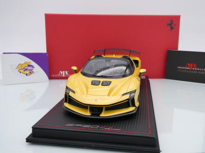 Preview: MR Collection FE042E # Ferrari SF90 XX Stradale Spider Baujahr 2023 " Giallo " 1:18