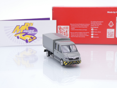 Preview: Herpa 098328 # MAN TGE Doppelkabine Doka mit Pritsche " grau-gelb " 1:87