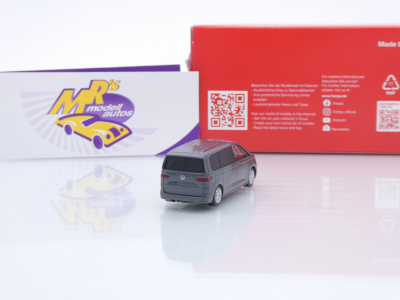 Preview: Herpa 421171 # Volkswagen VW T7 Multivan Baujahr 2021 " dunkelgrau " 1:87