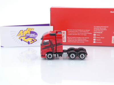 Preview: Herpa 318624-002 # Volvo FH 16 GL XL Schwerlastzugmaschine " rot-schwarz " 1:87