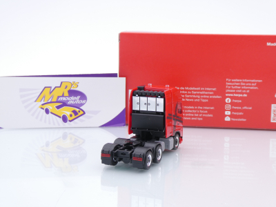 Preview: Herpa 318624-002 # Volvo FH 16 GL XL Schwerlastzugmaschine " rot-schwarz " 1:87