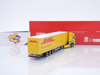 Preview: Herpa 318952 # Volvo FH GL XL Electric Gardinenplanen-Sattelzug " DHL " 1:87