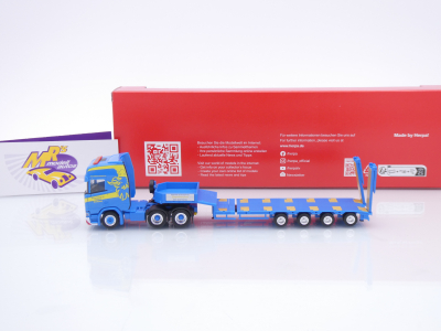 Preview: Herpa 318884 # Scania CR 20 HD Semitieflade-Sattelzug " Martin Wittwer " 1:87