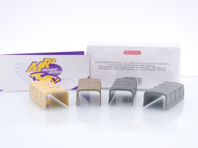 Preview: Wiking 0018 35 # Zubehörpackung 4x Planen Baujahr 1950-65 " grau-beige-braun " 1:87