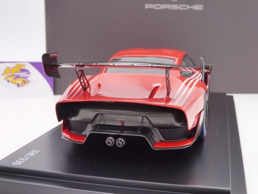 Spark WAP0219410M93 # Porsche 935 auf Basis 911 GT2 RS Clubsport " Salzburg " 1:18