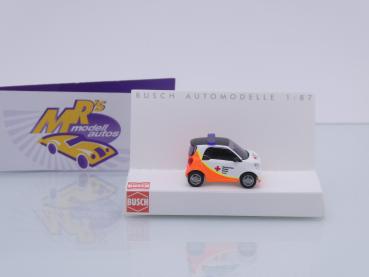 Preview: Busch 50726 # Smart Fortwo Coupe " DRK Deutsches Rotes Kreuz Fulda " 1:87