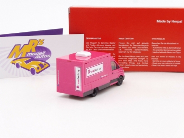 Preview: Herpa 095990 # Volkswagen Crafter Verkaufswagen " Donutfactory " 1:87