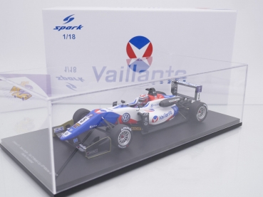 Spark 18MV02 # Dallara F312 Volswagen F3 Nr.5 Macau World Cup GP 2017 " Sacha Fenestraz - Carlin Vaillante " 1:18