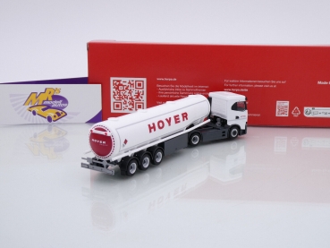Preview: Herpa 315982 # Iveco S-Way ND Benzintank-Sattelzug " Hoyer (Hamburg) " 1:87