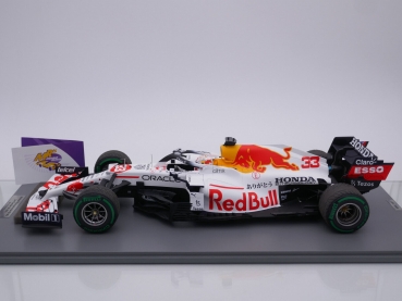 Preview: Spark 12S031 # Red Bull Honda RB16B Nr.33 2nd Türkish GP 2021 white special livery " Max Verstappen " 1:12