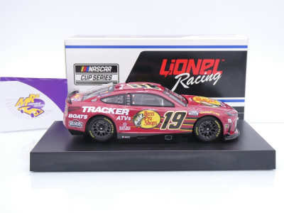 Preview: Lionel Racing C192423BPCMT # Toyota Camry NASCAR 2024 " Martin Truex Jr. - Bass Pro Shops Legacy " 1:24