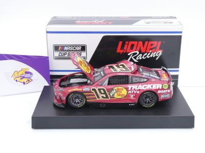 Preview: Lionel Racing C192423BPCMT # Toyota Camry NASCAR 2024 " Martin Truex Jr. - Bass Pro Shops Legacy " 1:24