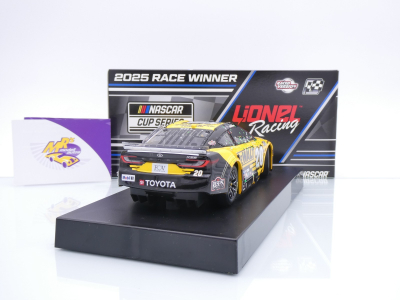 Preview: Lionel Racing W202523DWLCD7 # Toyota Camry NASCAR 2025 " Christopher Bell - DeWalt COTA Win " 1:24