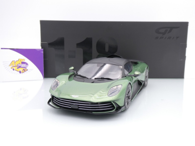 GT Spirit GT558 # Aston Martin Valhalla Baujahr 2025 " Iridescentgrünmetallic " 1:18