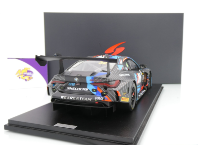 Preview: Spark 18AS012 # BMW M4 GT3 #32 Winner 12h Bathurst 2025 " WRT  van der Linde " 1:18
