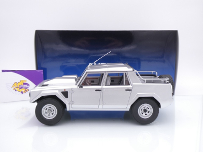 Preview: AUTOart 74553 # Lamborghini LM002 Pick-Up Baujahr 1986 " Argento Metallic Silver " 1:18
