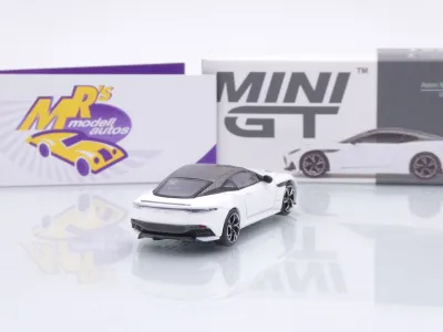 Preview: TSM MINI GT MGT01225-L # Aston Martin DBS Baujahr 2024 LHD " Stratus White / weiß " 1:64