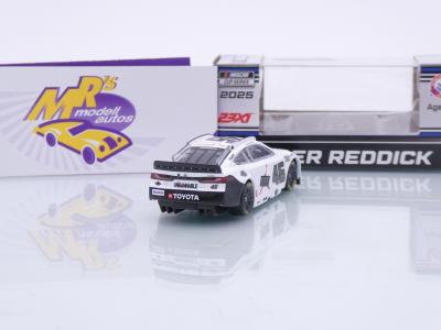 Preview: Lionel Racing C452565JORTK # Toyota Camry NASCAR 2025 " Tyler Reddick - Jordan Brand Unbannable " 1:64