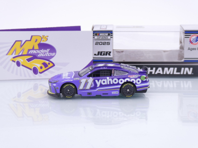 Preview: Lionel Racing C112565YAHDH # Toyota Camry NASCAR 2025 " Denny Hamlin - Yahoo! " 1:64