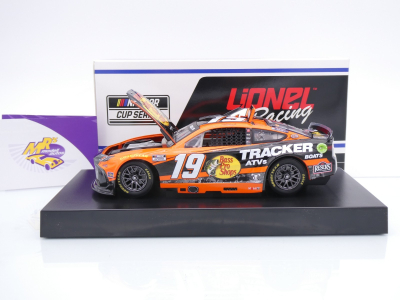 Lionel Racing C192423BPTMT # Toyota Camry NASCAR 2024 " Martin Truex Jr. - Bass Pro Shops Memory Lane " 1:24